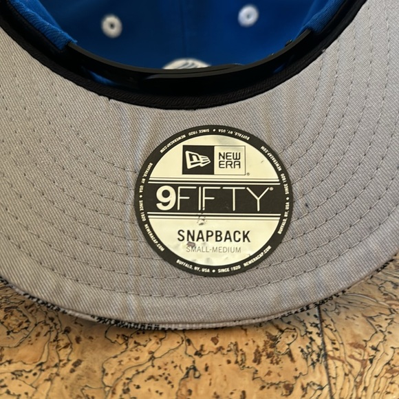 NWT SnapBack baseball cap - Picture 2 of 5